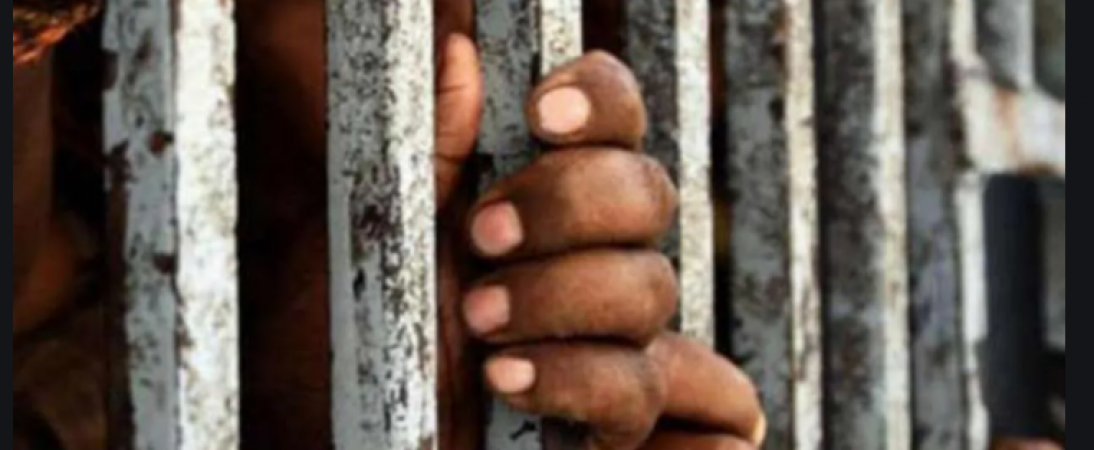 Maharashtra: 30 prisoners infected with corona in Kalyan jail