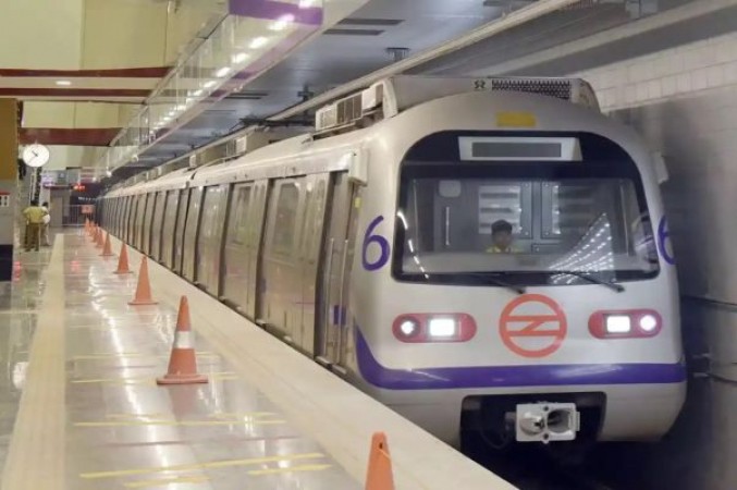 Metro gave a big gift to Delhiites, pink line extended