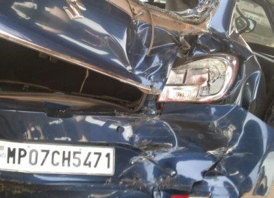Woman dies in road accident while travelling from MP to Noida