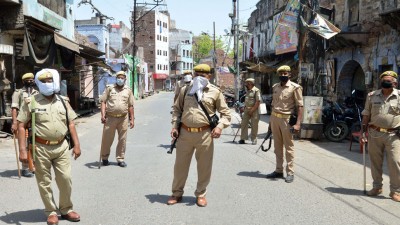 Lockdown will continue in Agra, DM issued orders