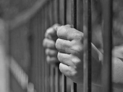 महाराष्ट्र की जेलों में कोरोना विस्फोट, बाइकुला जेल के 38 कैदी संक्रमित