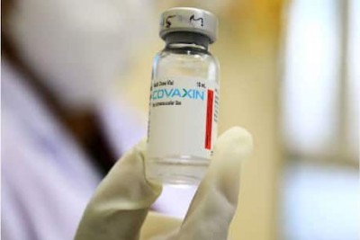 वैक्सीन लेने के बाद भी क्यों कोरोना पॉजिटिव आ रहे लोग ? भारत बायोटेक के चीफ ने बताई वजह
