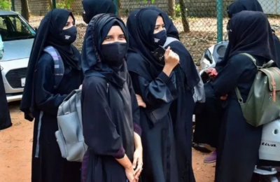 Leaving hijab, chose education.., today Tabassum became the topper of Karnataka board