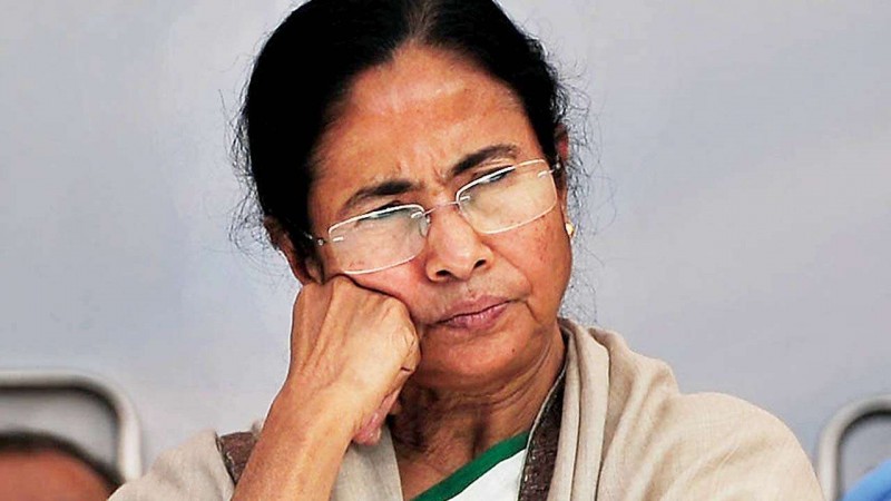 Bengal: Mamata Banerjee compared BJP leaders to 'dog', Priyanka took out protest rally