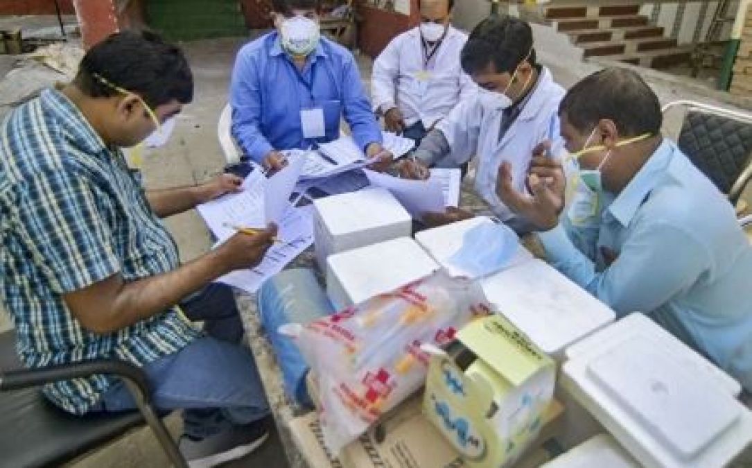Coronavirus: 900 cases reported in Indore in 20 days, the administration admitted mistake