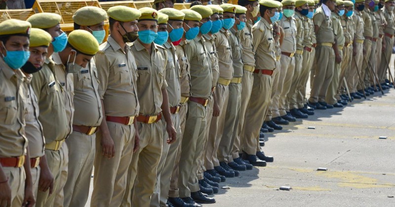 Delhi Police hit by second wave of corona, 1500 jawans infected