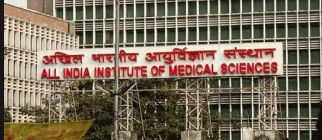 Over 80 plan surgeries cancelled at Delhi AIIMS, patients lying unconscious