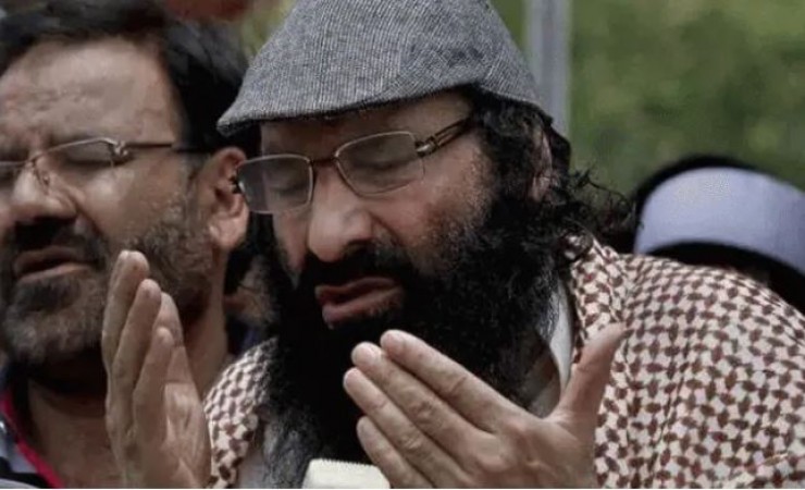 Hizbul chief Salahuddin's son used to raise money for terrorists under the guise of government jobs, NIA action