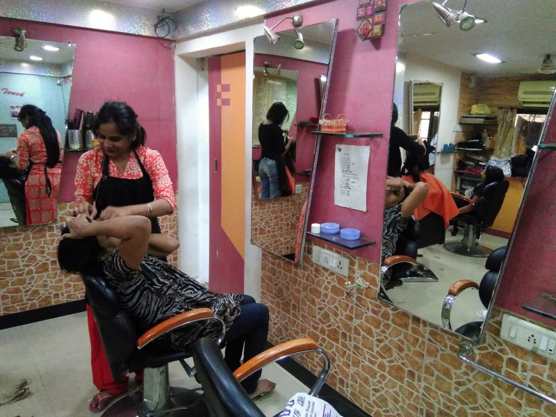 'No Beauty parlor or salon will not open' government clears doubt