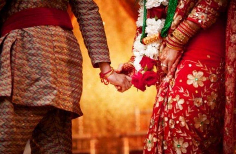India: Bride gets married in covid ward wearing PPE kit in Kerala