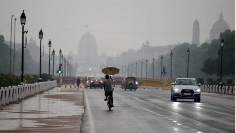 दिल्ली में तेज़ बारिश के आसार, मौसम विभाग ने जारी किया ऑरेंज अलर्ट