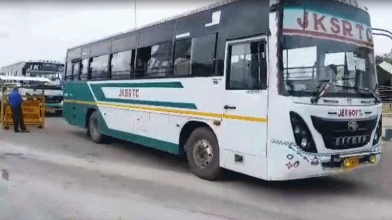 Lockdown: 15 buses reach to Jammu Kashmir with Kota students