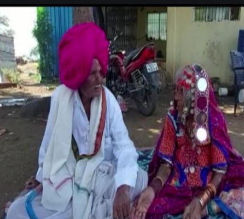 105 साल के दादा और उनकी 95 साल की पत्नी ने दी कोरोना संक्रमण को मात