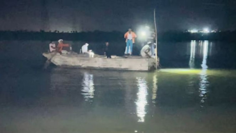 3 girls had gone to give water to buffaloes, died