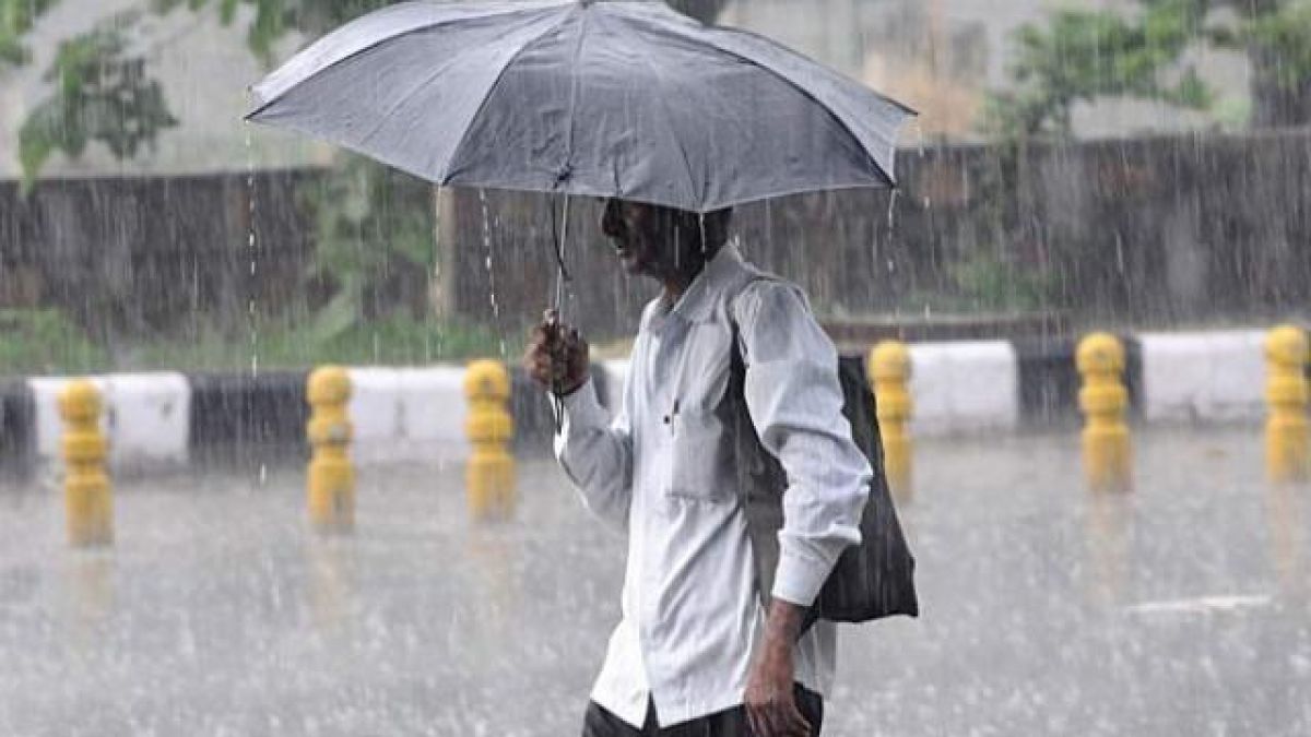 Rains wreak havoc in India, know what's the condition of states