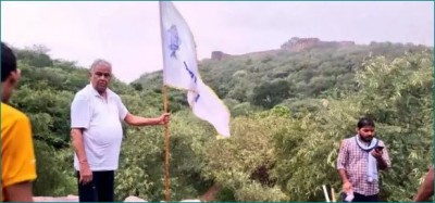 BJP MP Kirodi Lal Meena claims arrested after hoisting flag at Amagarh fort