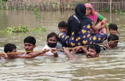 Flood wreaks havoc in Bihar, 50 lakh people affected in 14 districts