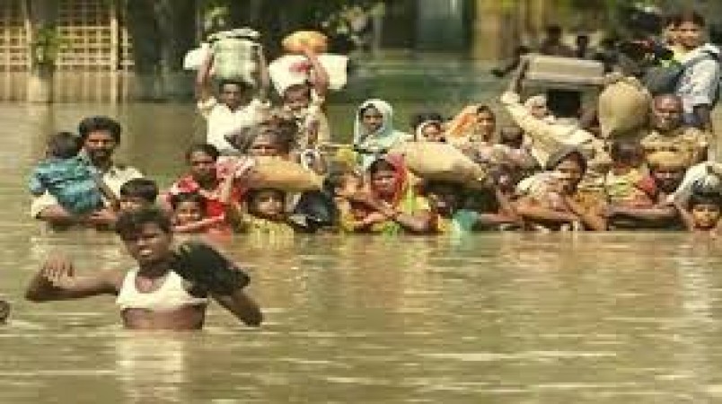 Flood wreaks havoc in Bihar, water filled in many areas of Muzaffarpur