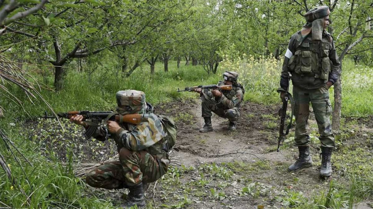 Chhattisgarh: security forces kills 7 Naxalites, encounter underway