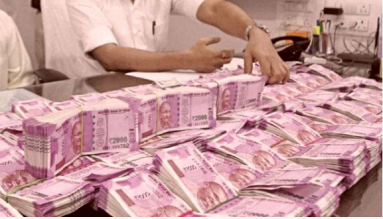 IT dept raid seizes 24 crore cash and gold worth 20 crore