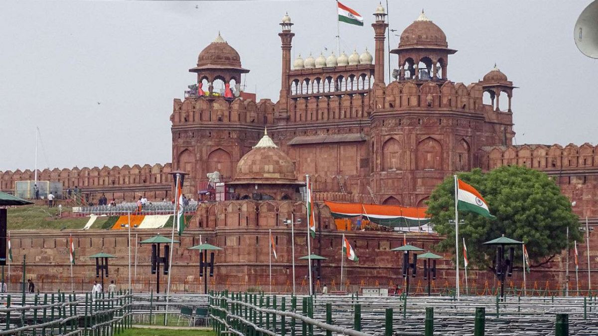 Know interesting facts about Red Fort of India