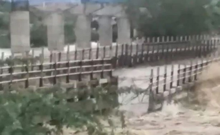 मध्यप्रदेश में बाढ़ का विकराल रूप, पानी में बहा 10 साल पहले बना पुल