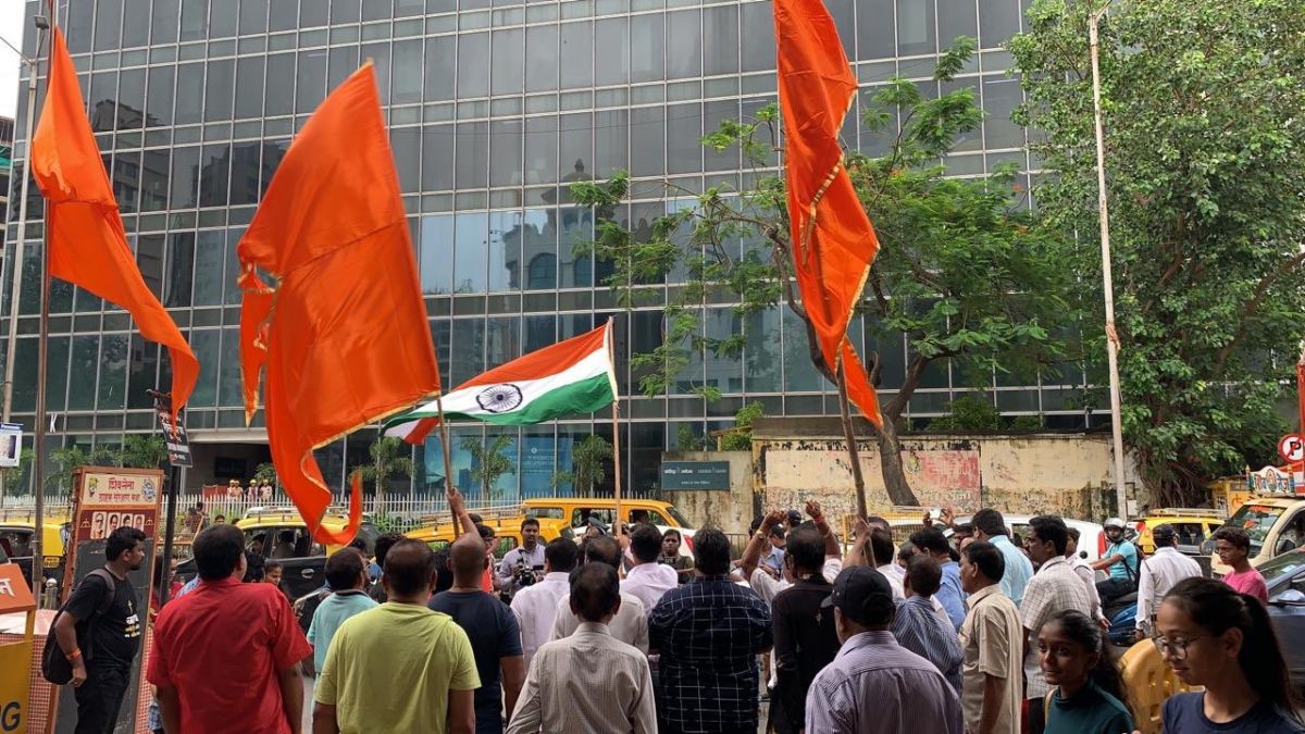 J&K: Kashmiris celebrate Modi government's historic decision, Shiv Sena waved national flag