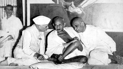 स्वतंत्रता दिवस : नेहरू-सरदार ने लिखा महात्मा गांधी को पत्र, जवाब आया-...'मैं अपनी जान दे दूंगा'