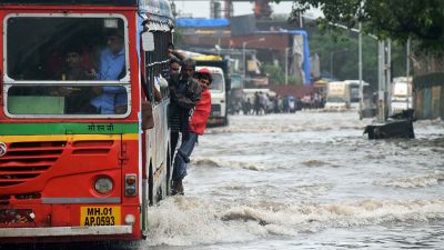 Mumbai again on alert of heavy rains, gov't orders to leave home only if it is necessary