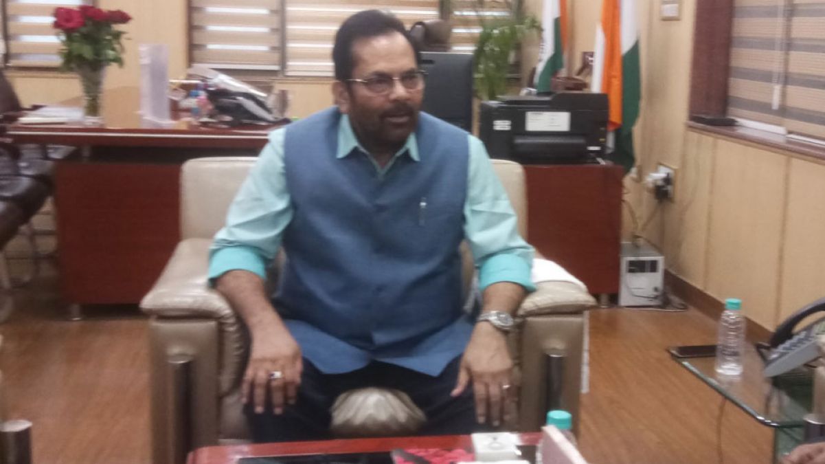 Mukhtar Abbas Naqvi's statement on 370 says 70-year-old mistake ended in 7 hours