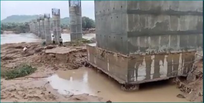 MP: सिंध नदी के आस-पास दिखा बर्बादी का मंजर, बहा आपदा प्रबंधन का ऑफिस