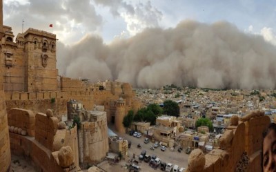 Rajasthan: Huge Sand storm in Jaisalmer