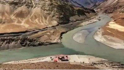 Parliament panel recommends renegotiating Indus Waters Treaty