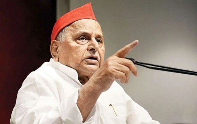 Former CM Mulayam Singh's health deteriorated again, admitted to hospital late at night