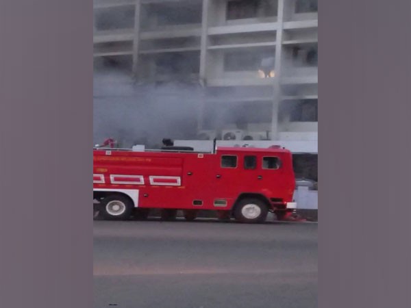 विजयवाड़ा की कोरोना समर्पित होटल में लगी भीषण आग, 7 लोगों की दर्दनाक मौत