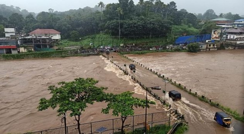 Flood wreaks havoc in Kerala, red alert issued in these districts