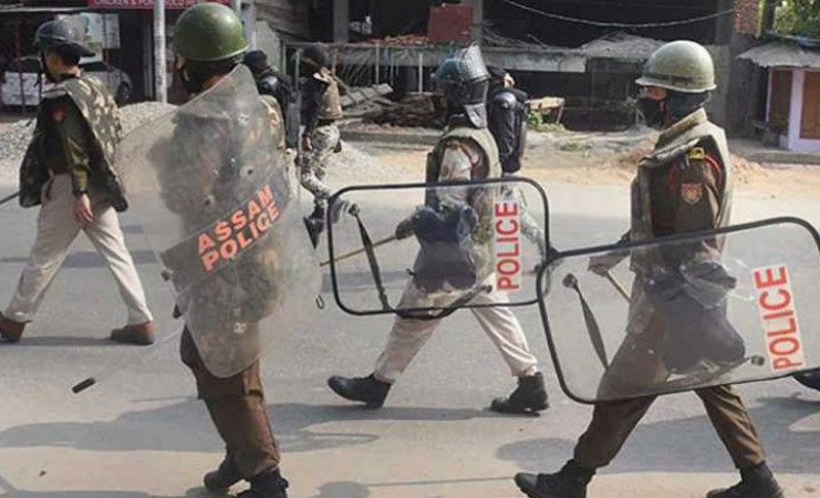 कुख्यात डकैत को असम पुलिस ने मुठभेड़ में किया ढेर, 3 महीने में 17 अपराधियों का हुआ एनकाउंटर