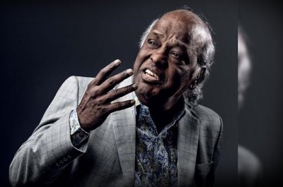 Rahat Indori died of heart attack in Indore