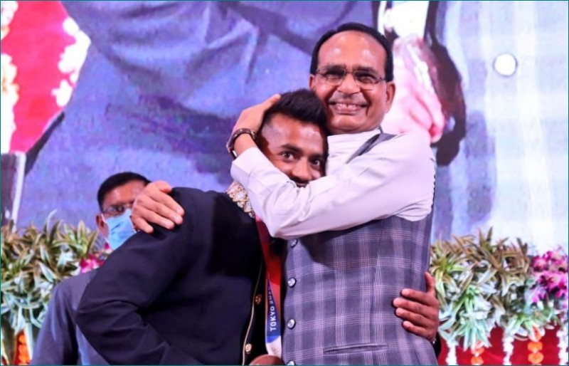 MP: Olympian Vivek Sagar was made DSP by CM Shivraj, house will be given to the family