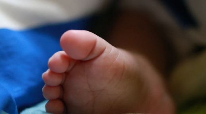 कोरोना जांच के लिए नमूने लेने के बाद तीन दिवसीय शिशु की हुई मृत्यु