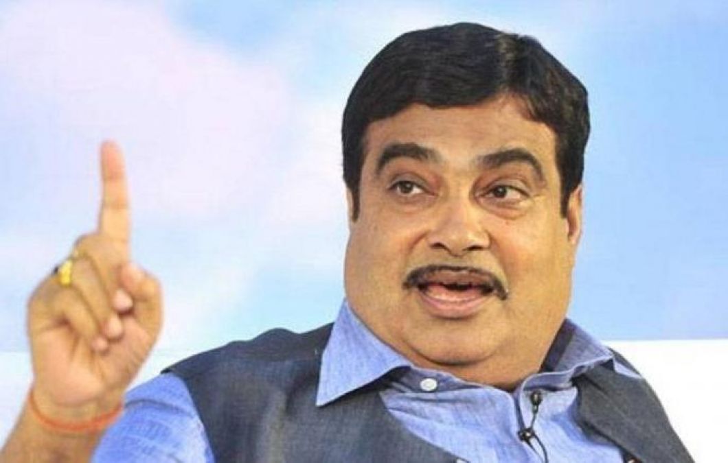 Gadkari hits out at  bureaucracy