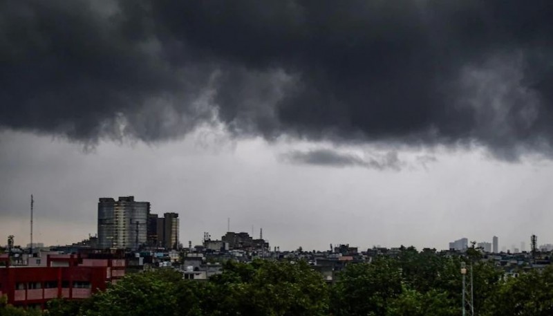 दिल्ली समेत इन राज्यों में भारी बारिश के आसार, रक्षाबंधन तक जारी रहेगी बौछार