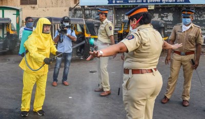 एक दिन में महाराष्ट्र पुलिस के 112 कर्मी कोरोना संक्रमित, अब तक 128 की मौत