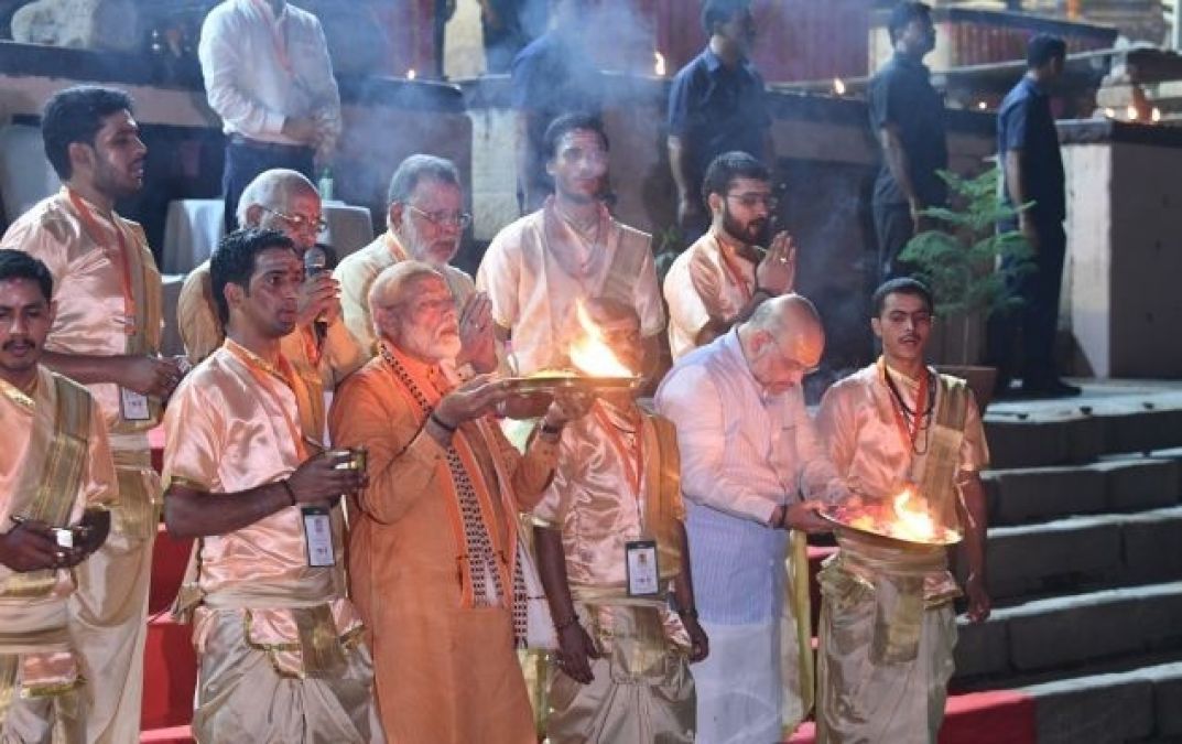 Tourists will now be able to see the live Ganga Aarti of Varanasi