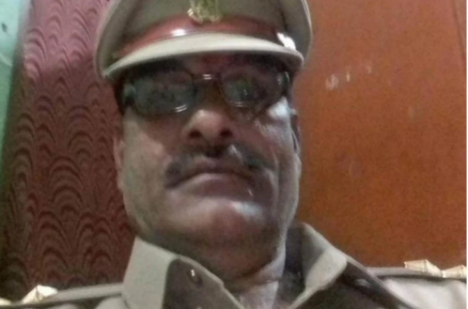 UP: Excise sub-inspector shot himself with license gun