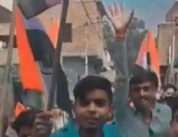 'तिरंगा यात्रा' में किसने लगाए पाकिस्तान जिंदाबाद के नारे ? वीडियो आया सामने, यूपी पुलिस लेगी एक्शन