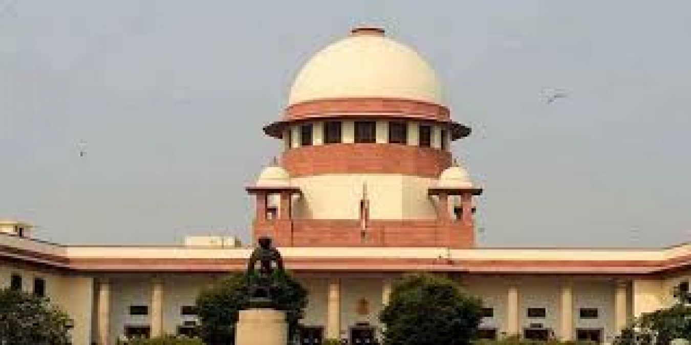 Court becomes rigid on politics over breaking the temple, warns!