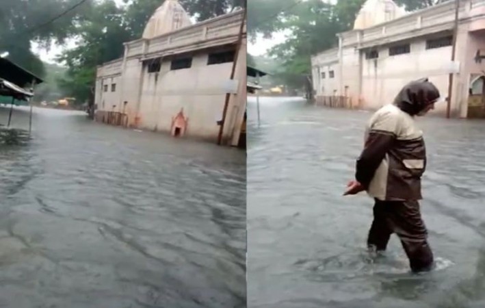 Indore was submerged after overnight rains, water entered many residential areas