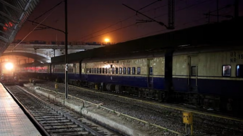Shivnath Express derailed, no casualty reported