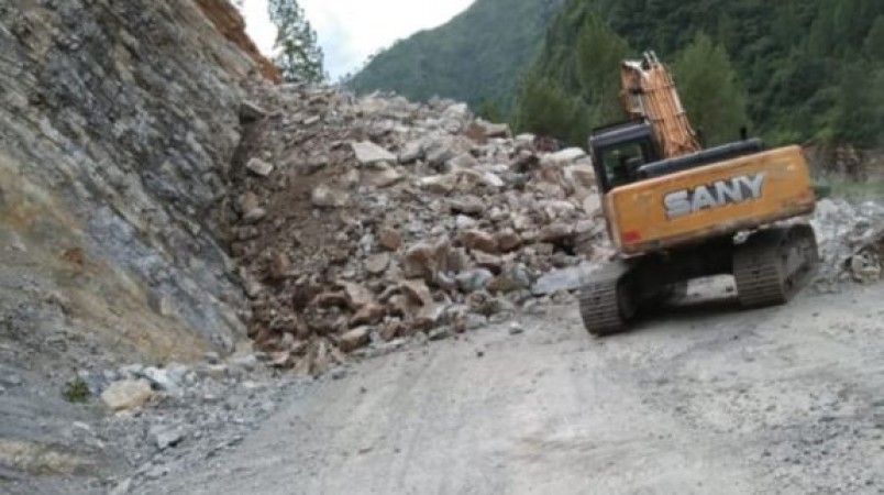 Today, 210 routes including Badrinath highway are closed due to excessive rains in Uttarakhand